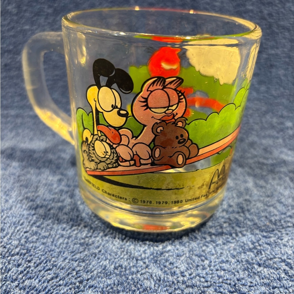 Garfield and Odie Cartoon Glass Mug